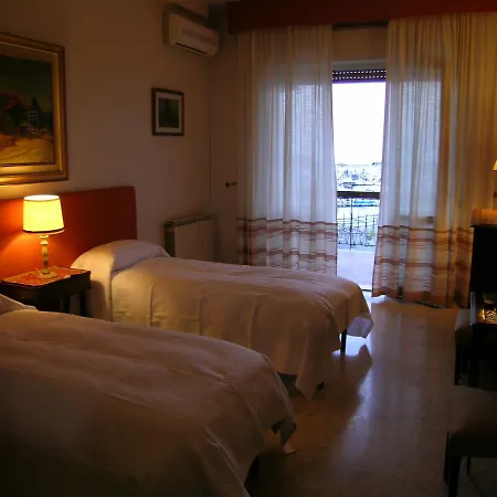 B.&b Margaret's House Milazzo