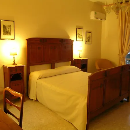 B.&b Margaret's House Bed & Breakfast