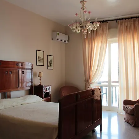 B.&b Margaret's House * Milazzo